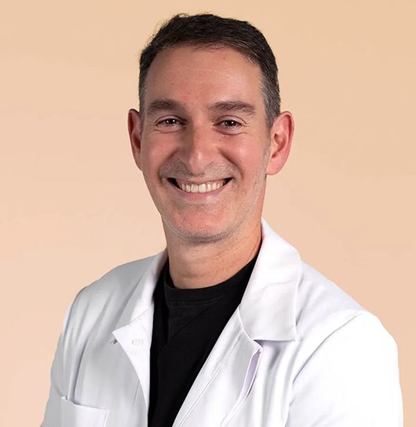 Dr. Dan Grauer smiling